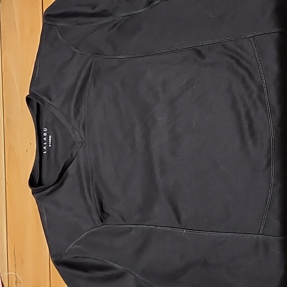 Lalabu xlarge shirt to hold baby kangaroo style